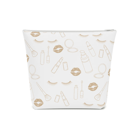 Clean girl aesthetic cosmetic bag - beige