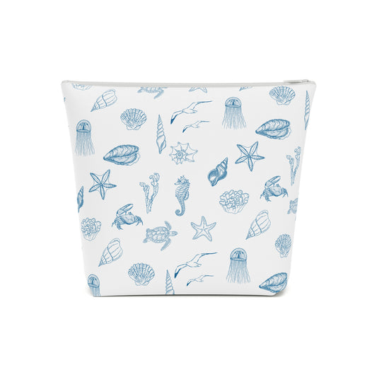 Beach girl aesthetic cosmetic bag - ocean blue